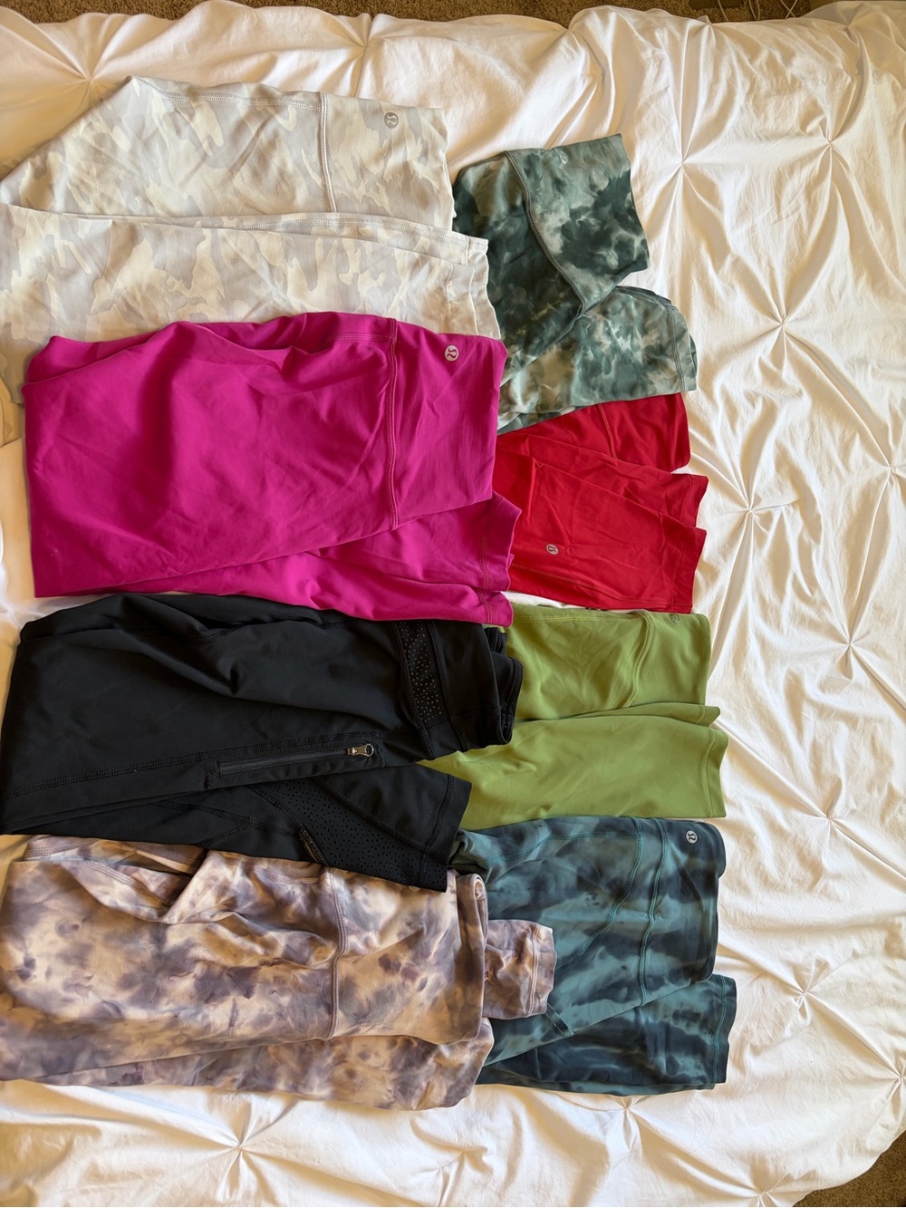 lululemon athletica leggings lot in pink, red, green, black, white, tie-dye